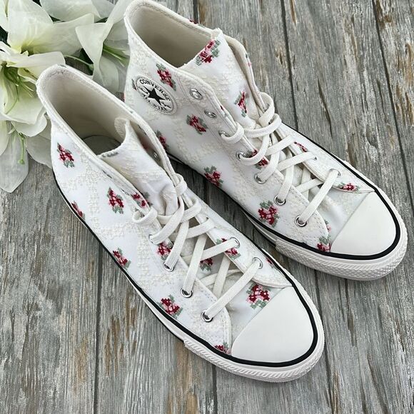 Chuck Taylor All Star Rose Cross Stitch Sneakers Shoes Size 8 - Picture 4 of 11